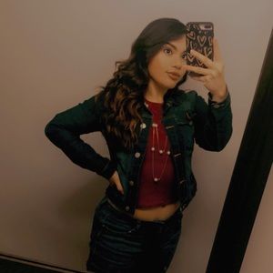 Meet your Posher, Katia